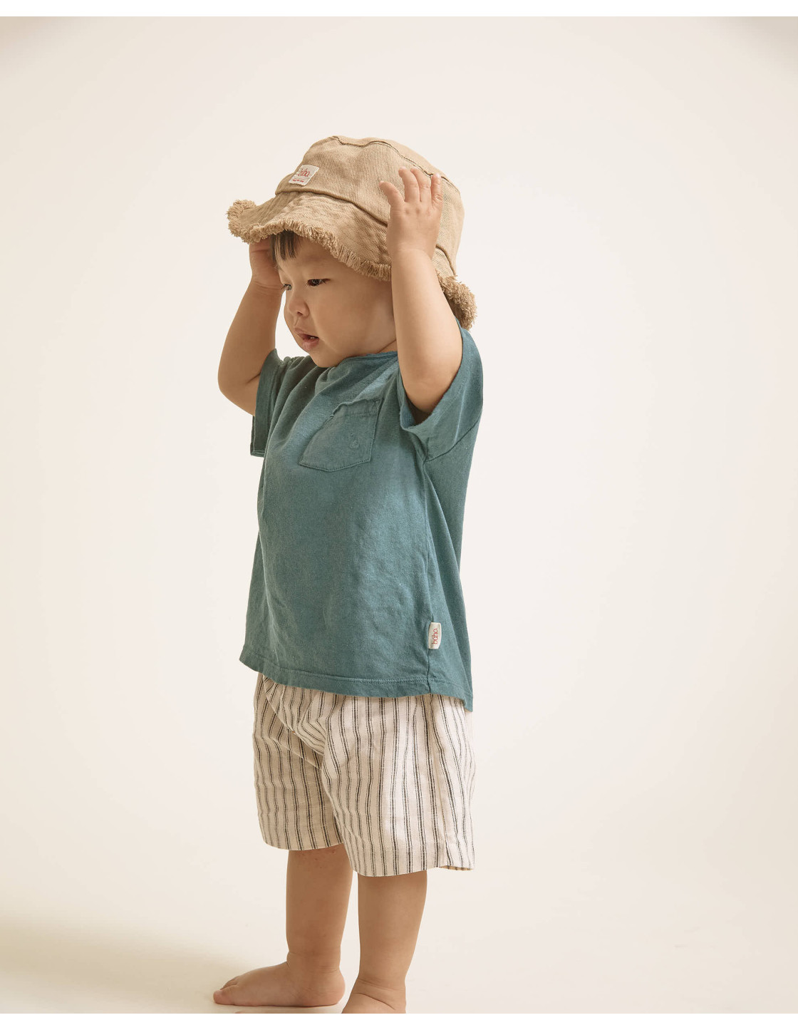 BB SHORTS DE LINO CON RAYAS