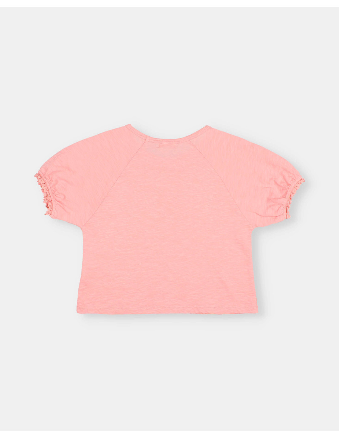 CAMISETA CON PUNTILLA