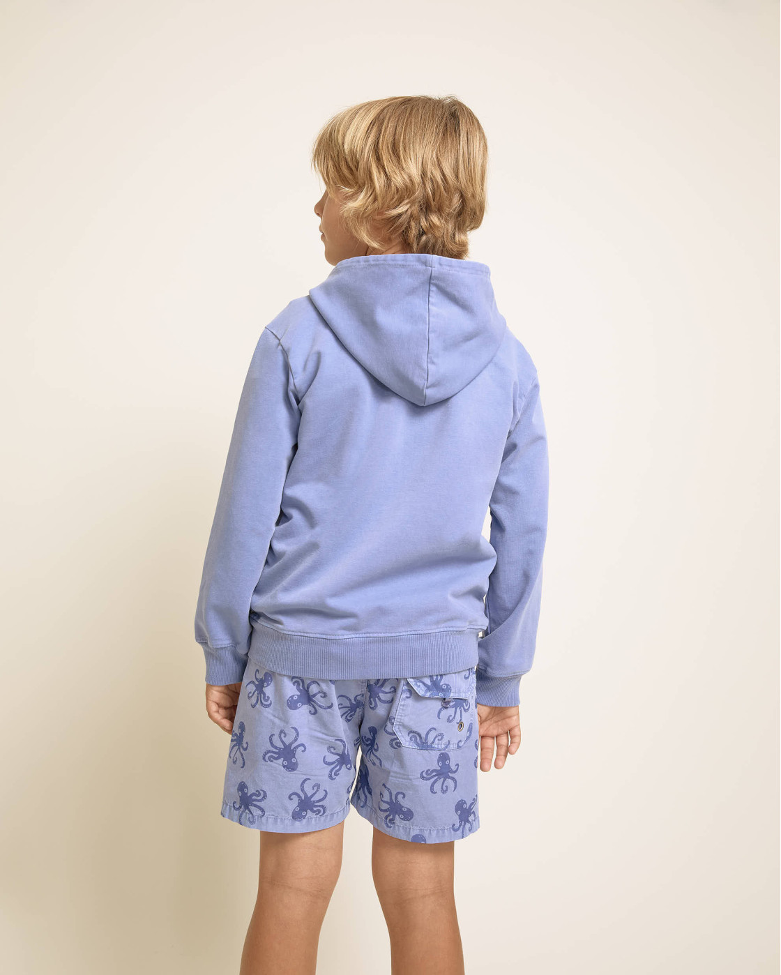 SUDADERA DE FELPA CON CAPUCHA