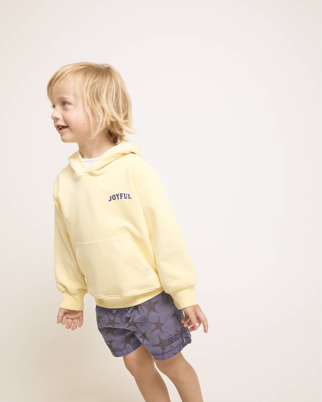 SUDADERA DE FELPA CON CAPUCHA